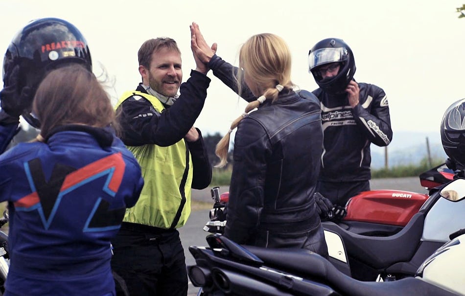 Motorrad Training auf der Straße Arnsberg