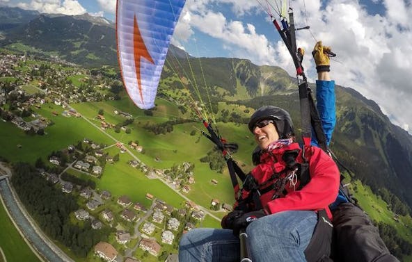 Gleitschirm-Tandemflug Klosters