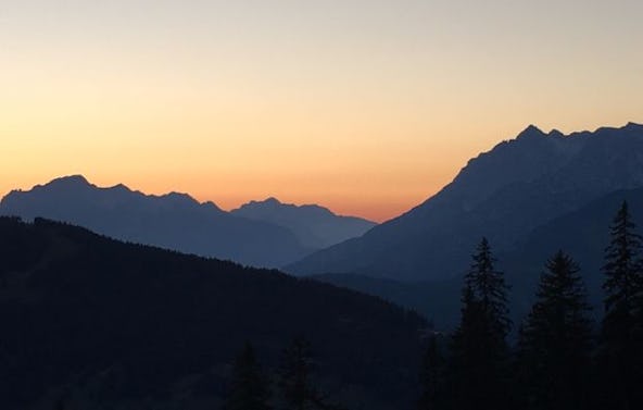 Schneeschuh-Fackelwanderung Reit im Winkl
