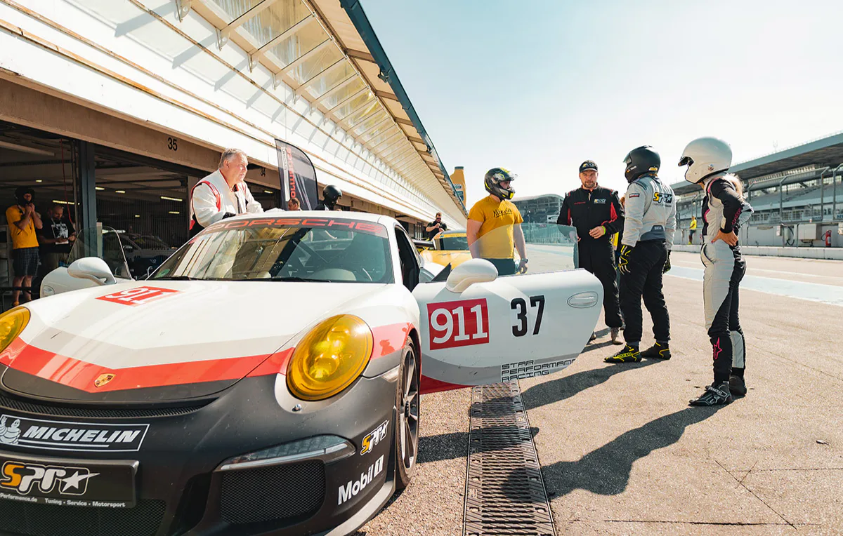 Renntaxi Porsche 911 GT3 fahren Hockenheimring (3 Rdn.) - 2