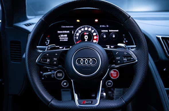 Audi R8 V10 mieten (Wochenende)