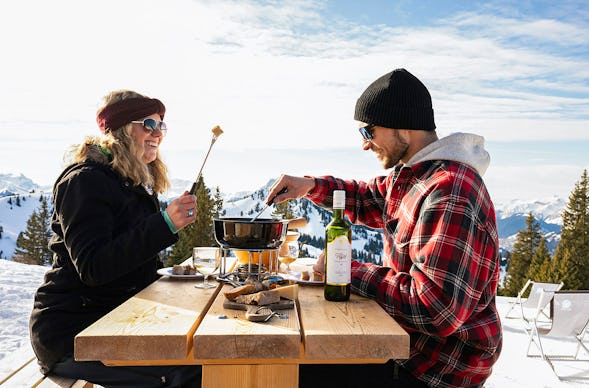 Fondue Deluxe im Iglu Davos