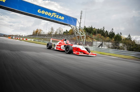 Formel Rennwagen fahren Nürburgring