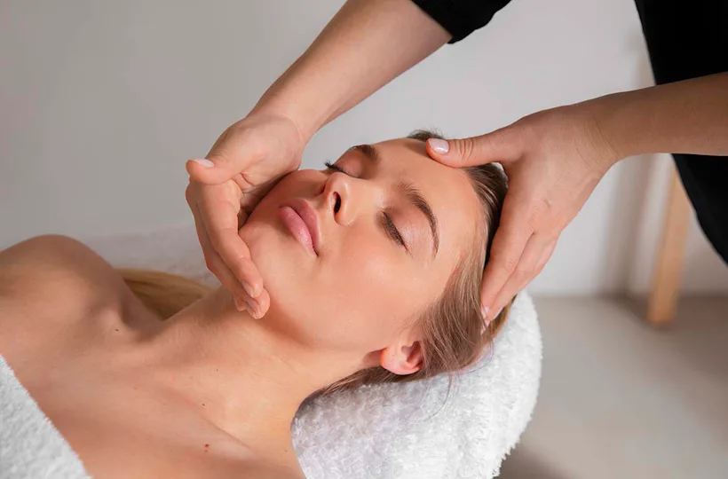 Japanische Gesichtsmassage München