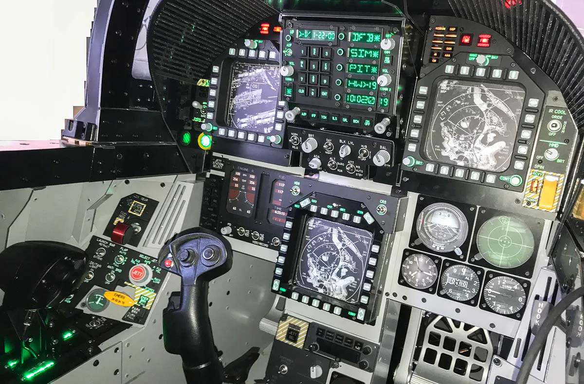 Kampfjet Simulator Gensingen (F18 Hornet) - Maverick for a day - 2