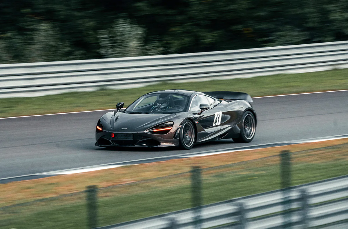 McLaren Rennstreckentraining Oberlungwitz (6 Rdn.) - 2