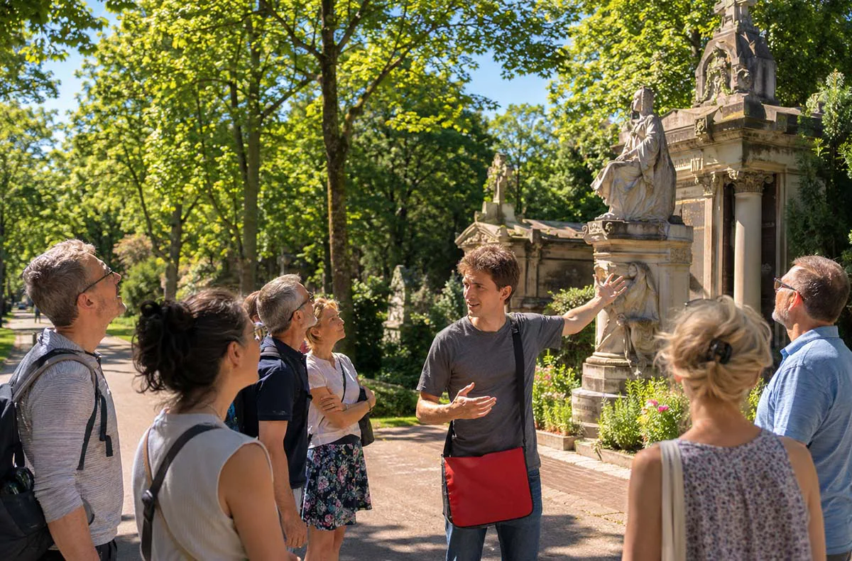 Melaten Friedhof: Führung mit allen Sinnen - 2