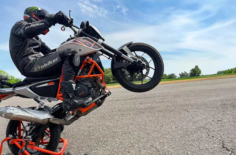 Motorrad Stunt Training Lübbecke