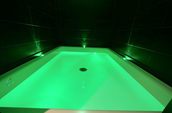 Paar Floating Hamburg Hafencity