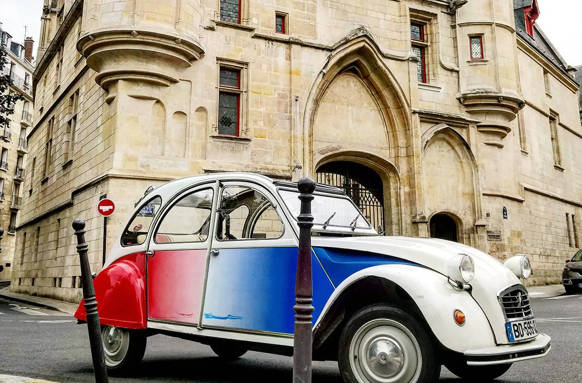 Paris Sightseeing in der Ente für 2 - 1