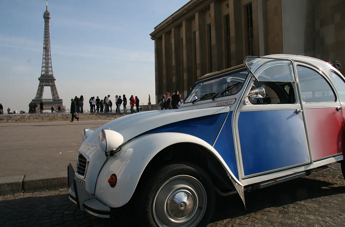 Paris Sightseeing in der Ente für 2 - 3