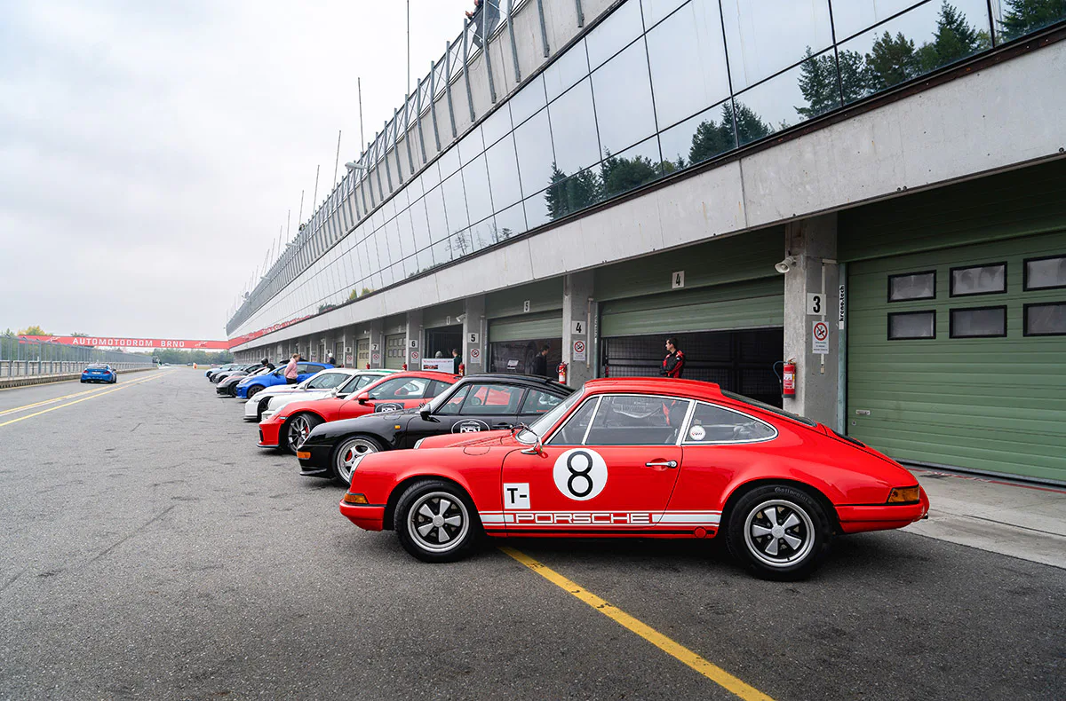 Rennstreckentraining Most 9-Sous (Porsche 911 1969 - 5 Rdn.) - 2