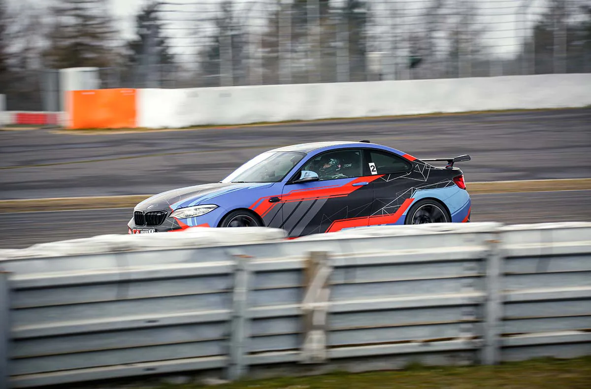Rennstreckentraining und Renntaxi BMW M2 Oschersleben - 2