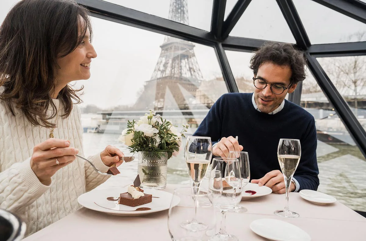 Bootsfahrt auf der Seine in Paris mit Mittagessen - 1