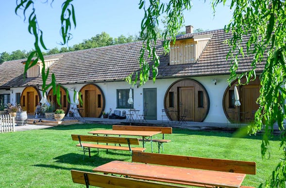 Nacht in der Weinfass-Suite im Weinviertel für 2