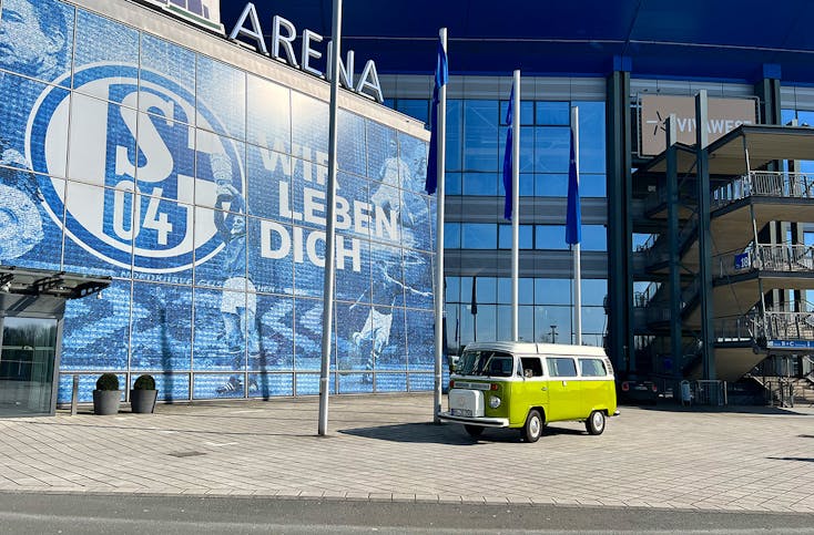 VW Bulli Tour und Schalke Arena